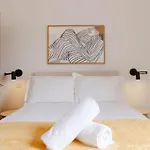 Stylish & Comfortable Modern Getaway York