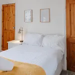 Nyaraló Stylish & Comfortable Modern Getaway York