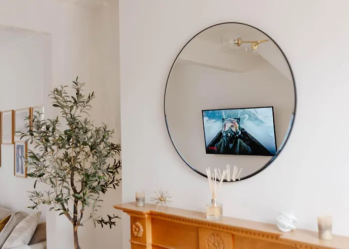 Stylish & Comfortable Modern Getaway 度假居 约克