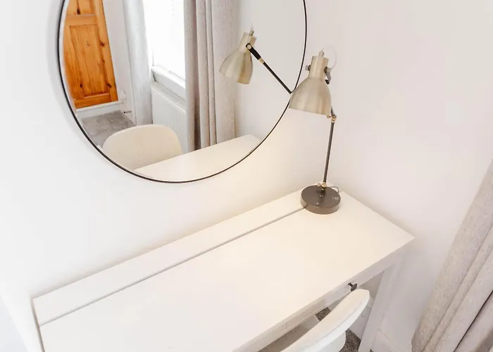 度假居 Stylish & Comfortable Modern Getaway 约克