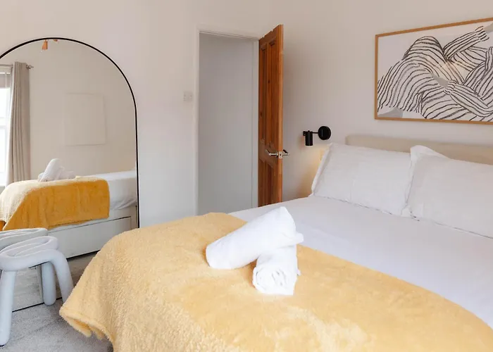 度假居 Stylish & Comfortable Modern Getaway 约克