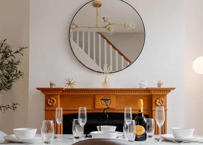 Stylish & Comfortable Modern Getaway 度假居