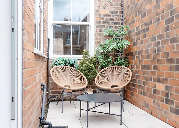 Stylish & Comfortable Modern Getaway