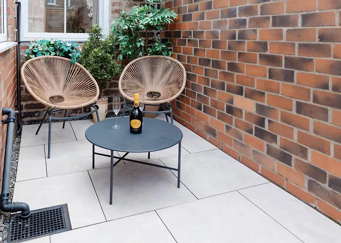 Stylish & Comfortable Modern Getaway 度假居 *